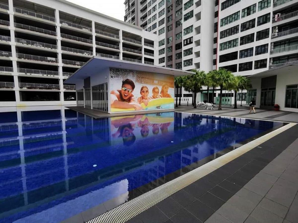 02-Austin Regency Homestay For 2Pax Pool View Johor Bahru Ngoại thất bức ảnh